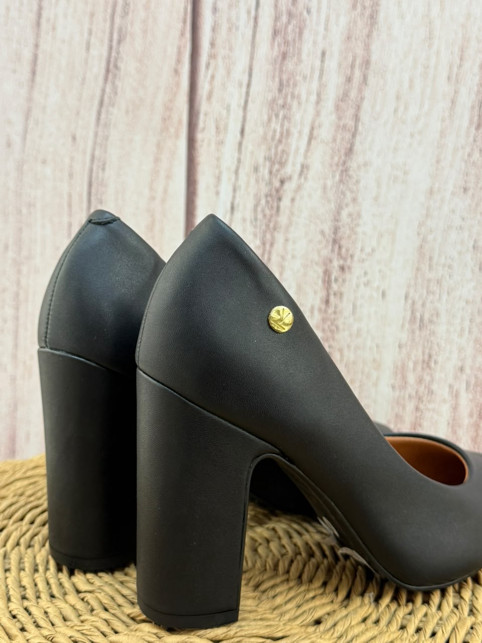 Stiletto PU