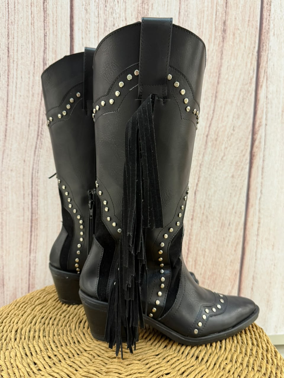 By Pack - Bota Bull