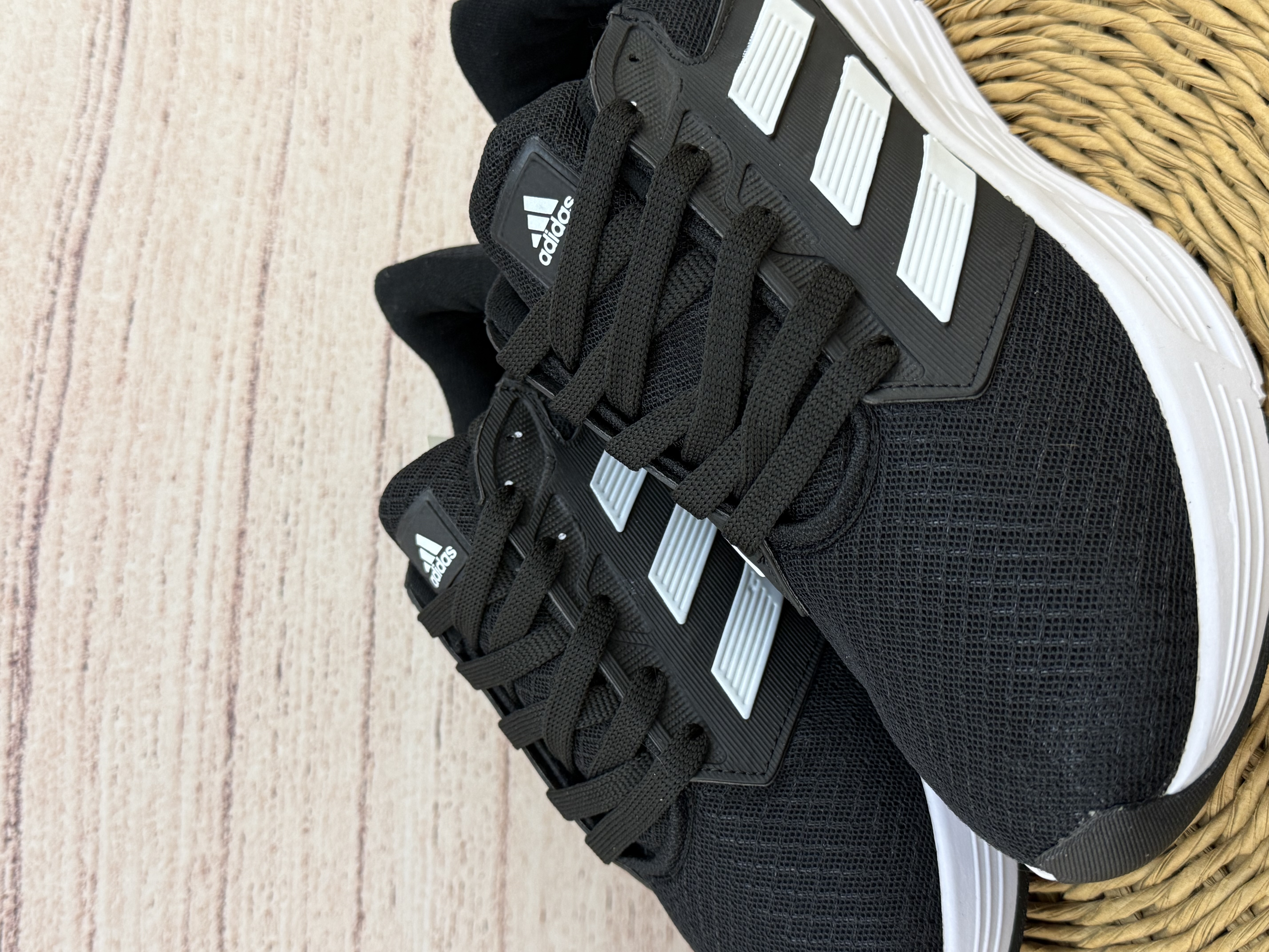 Zapatillas Adidas Falcon negro/blanco